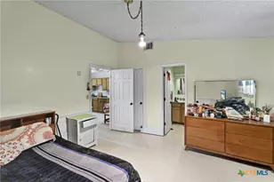 502 E Heard St, Ganado, TX 77962 - Photo 11