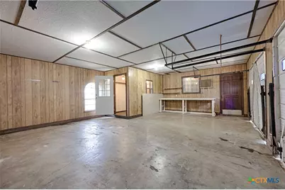 395 State Highway 304, Gonzales, TX 78629 - Photo 25