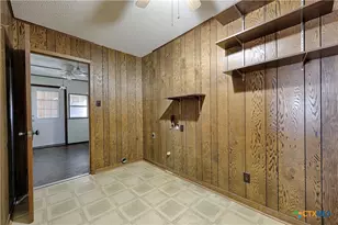 395 State Hwy 304, Gonzales, TX 78629 - Photo 23