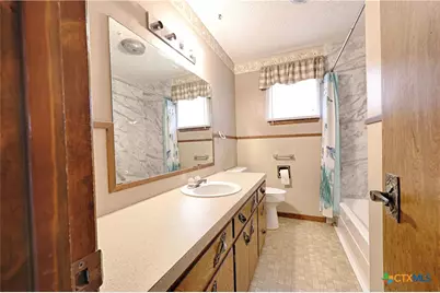 395 State Highway 304, Gonzales, TX 78629 - Photo 15