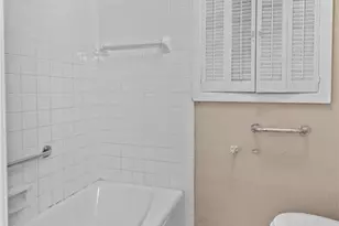 2512 E Airline Rd, Victoria, TX 77901 - Photo 13