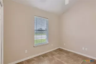 3032 Douglas Fir Dr, New Braunfels, TX 78130 - Photo 9