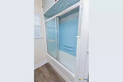 1903 E North Street, Victoria, TX 77901 - Photo 5