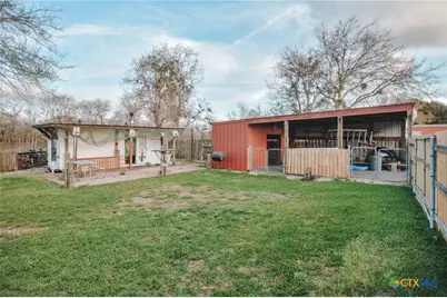 605 State Highway 172, Ganado, TX 77962 - Photo 5