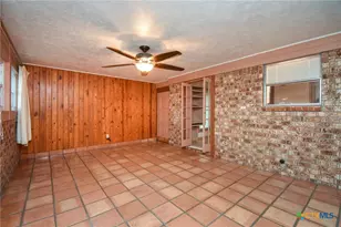 605 State Hwy 172, Ganado, TX 77962 - Photo 7