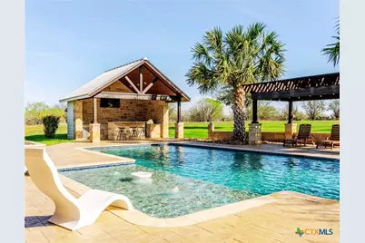 1980 County Road 361, La Vernia, TX 78121 - Photo 15