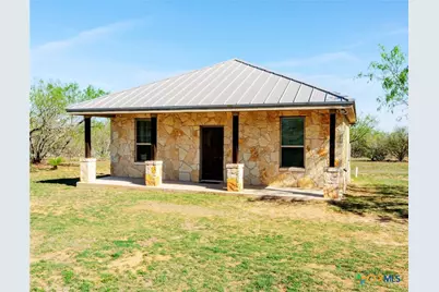 1980 County Road 361, La Vernia, TX 78121 - Photo 5