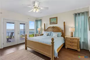 382 Kings Crown, Canyon Lake, TX 78133 - Photo 11