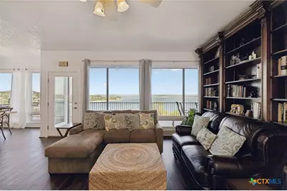 382 Kings Crown, Canyon Lake, TX 78133 - Photo 7