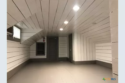 414 W San Antonio Street, San Marcos, TX 78666 - Photo 25