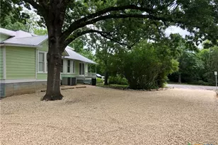 414 W San Antonio St, San Marcos, TX 78666 - Photo 27