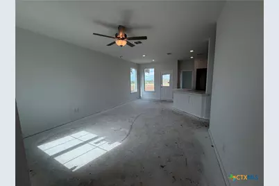412 Honeydew Way, Seguin, TX 78155 - Photo 5