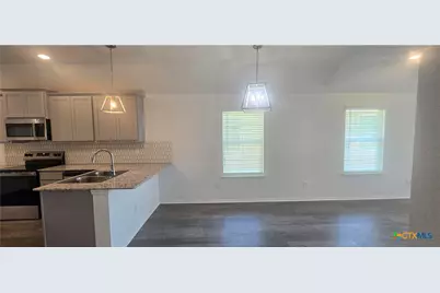 326 Monty Road, Copperas Cove, TX 76522 - Photo 5