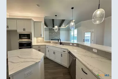 406 Eagle Heights Drive, Salado, TX 76571 - Photo 11