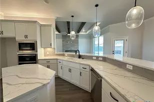 406 Eagle Hts Dr, Salado, TX 76571 - Photo 11