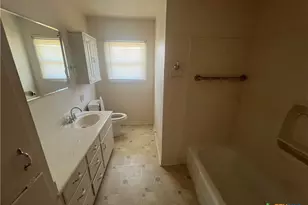 1324 N 60th St, Waco, TX 76710 - Photo 3