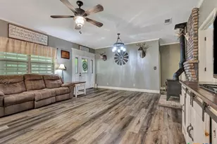 18770 Cr 3265D, Mount Enterprise, TX 75681 - Photo 7