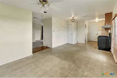 1907 Pleasant Green Drive, Victoria, TX 77901 - Photo 9