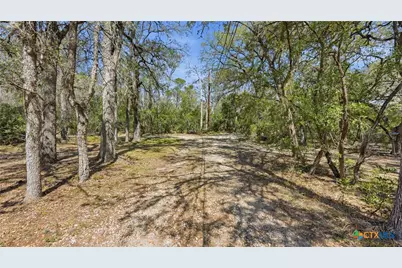 625 Mountain Laurel Drive, New Braunfels, TX 78132 - Photo 35