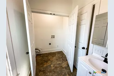 1602 Saunders Street, Gatesville, TX 76528 - Photo 27