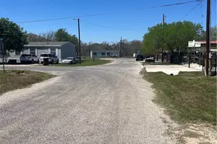 224 Bernie Ln, Seguin, TX 78155 - Photo 19