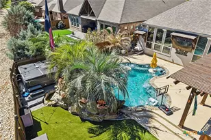 988 Carriage Loop, New Braunfels, TX 78132 - Photo 43