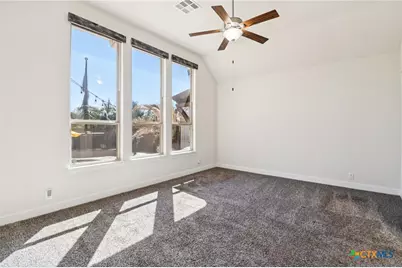 988 Carriage Loop, New Braunfels, TX 78132 - Photo 11