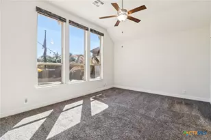 988 Carriage Loop, New Braunfels, TX 78132 - Photo 11