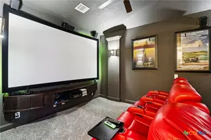 988 Carriage Loop, New Braunfels, TX 78132 - Photo 19