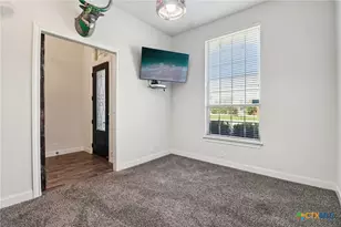 988 Carriage Loop, New Braunfels, TX 78132 - Photo 21