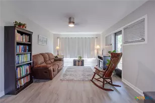 4806 Evergreen St, Victoria, TX 77904 - Photo 11