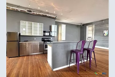 103 W Walnut Street #A, Seguin, TX 78155 - Photo 9