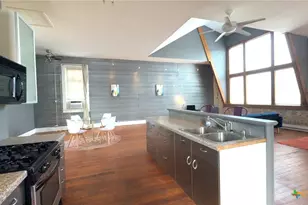 103 W Walnut St, Seguin, TX 78155 - Photo 7