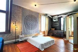 103 W Walnut St, Seguin, TX 78155 - Photo 11