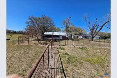 4821 Fm 467, Seguin, TX 78155 - Photo 19