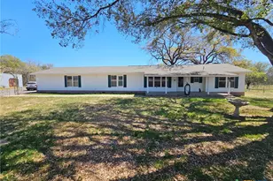 4821 FM467, Seguin, TX 78155 - Photo 1