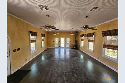 4821 Fm 467, Seguin, TX 78155 - Photo 29