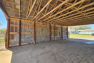 4821 FM467, Seguin, TX 78155 - Photo 47