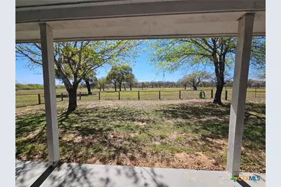 4821 Fm 467, Seguin, TX 78155 - Photo 11
