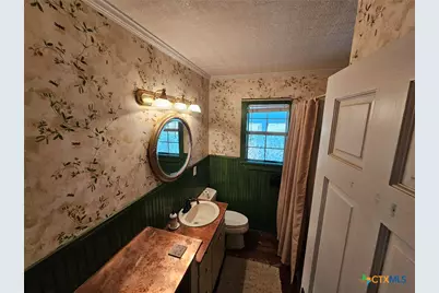 4821 Fm 467, Seguin, TX 78155 - Photo 39