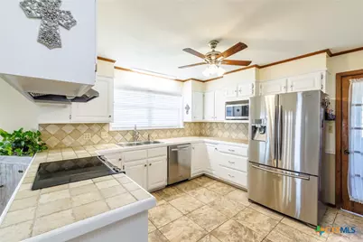 2110 Immenhauser Road, Yoakum, TX 77995 - Photo 11