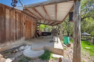 21500 Firefly Rd, Florence, TX 76527 - Photo 3