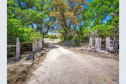 21500 Firefly Road, Florence, TX 76527 - Photo 35