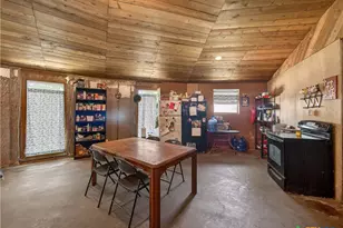 21500 Firefly Rd, Florence, TX 76527 - Photo 9