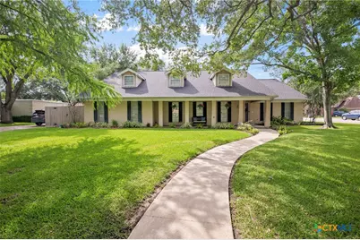 407 Pasadena Drive, Victoria, TX 77904 - Photo 1