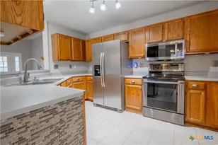 14 Oak Villa Rd, Canyon Lake, TX 78133 - Photo 5