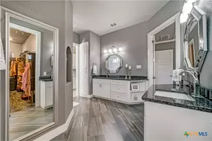 1123 Long Holw, Canyon Lake, TX 78133 - Photo 9