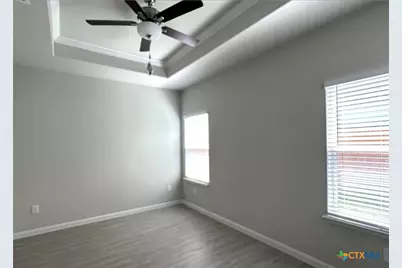 516 Hudson St, Seguin, TX 78155 - Photo 5