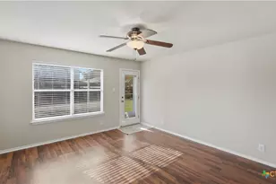 513 Zapata Cir, New Braunfels, TX 78130 - Photo 15