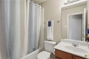 513 Zapata Cir, New Braunfels, TX 78130 - Photo 29